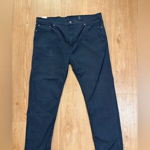 Levi's Men's 502 Regular Fit  Taper Leg Relaxed Pants Size 42x32